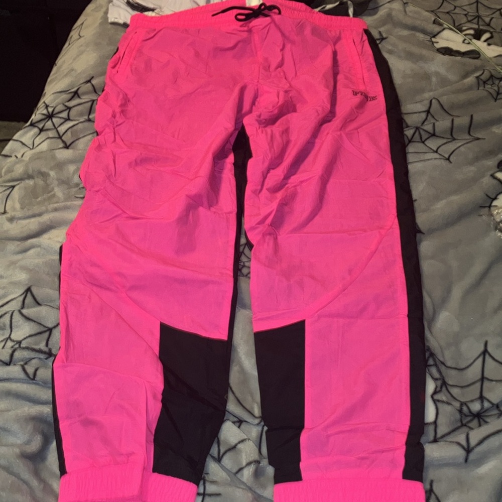 Victoria's Secret Pink and Black Activewear Set